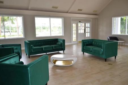 Altamonte Springs and Suites - 10