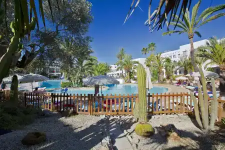 Cala d'Or Gardens - 14