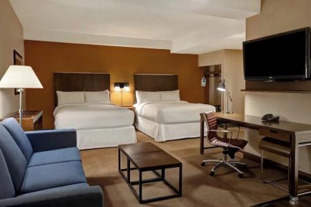 Four Points by Sheraton - 76