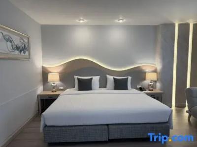Empress Pattaya - 100