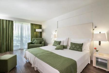 Minos Mare Royal - 32