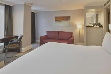 DoubleTree by Hilton Bristol City Centre - 63