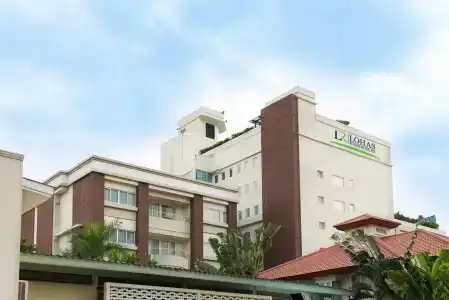 Lohas Residences Sukhumvit - 0