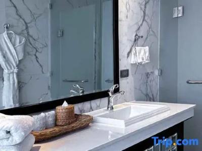 Glory Boutique Suite - 65