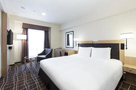 DoubleTree by Hilton Naha - 3