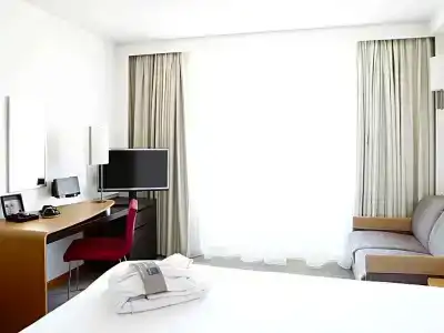 Novotel Amboise - 45