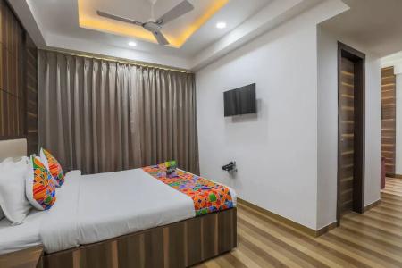 FabSapphire Inn - 33