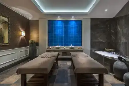 Elite World Business - 5