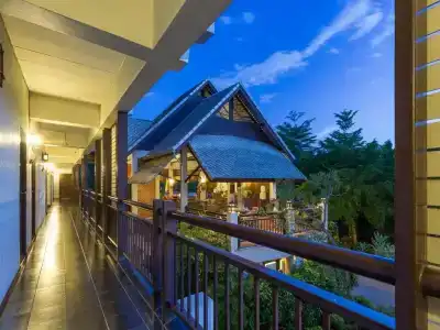 Phaya Inn - 7
