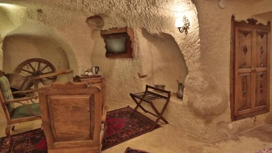 Phocas Cave Suites - 127