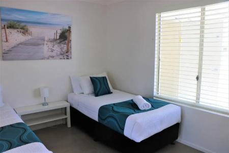 Noosa River Palms - 180