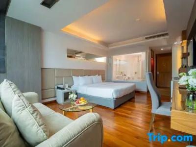 Khum Phucome -Sha Extra Plus - 184