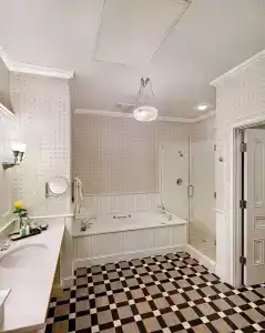 Wentworth Mansion - 45