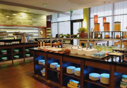 Courtyard by Marriott Toulouse Airport - 11