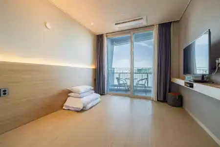 Ocean Soleview - 17