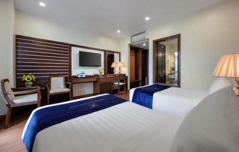 Halong Boutique - 38