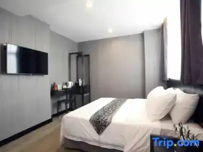 Ibis North Point - 17