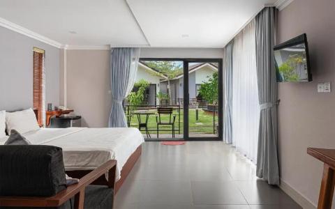 Sandy Clay Bungalows - 77