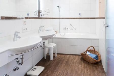 Ebner's Waldhof am See Resort & Spa - 8