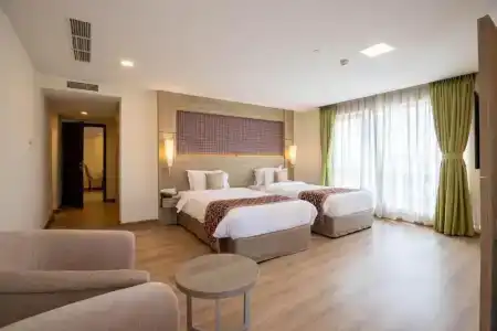 Crowne Imperial - 59