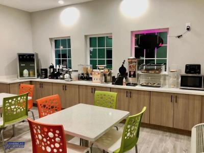 Americas Best Value Inn Houston Willowbrook - 11
