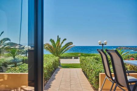 Nanakis Beach Luxury Apartments - 54