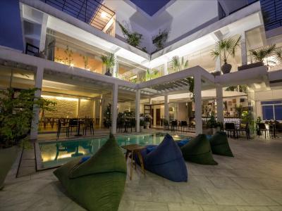 Danang Boutique - 16