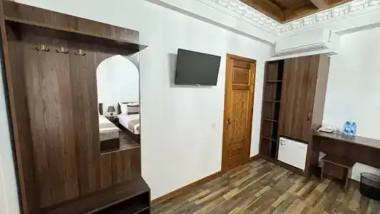 Mahbubakhon - 69