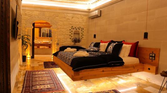 Safran Cave - 24
