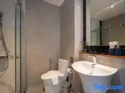 Shan Villas Sukhumvit - 60