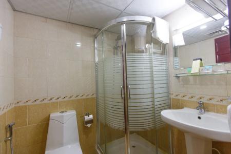 Crown Palace & Suites - 9