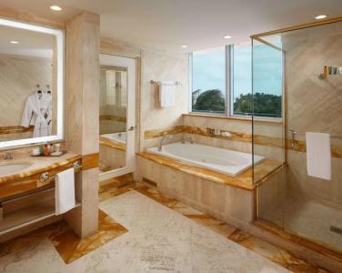 Hilton Bentley Miami/South Beach - 10