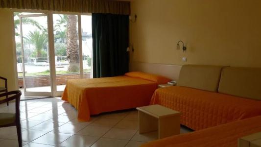 King's House Resort - 3