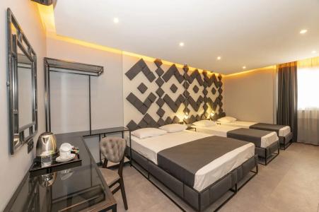 White Palace - 15