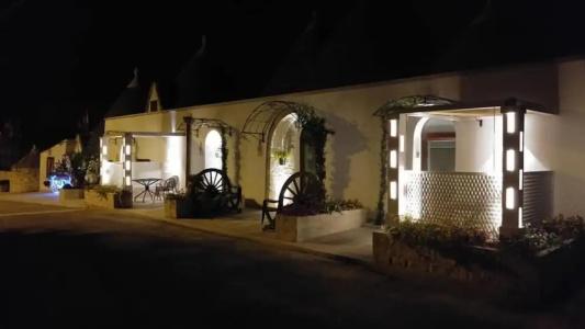 Bed and Breakfast Trulli San Leonardo - 0