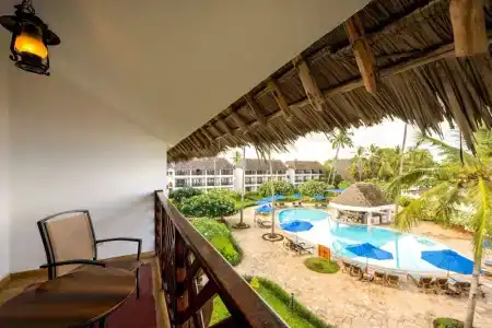 DoubleTree by Hilton Zanzibar - - 53