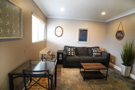 Anaheim Executive Inn & Suites - 76