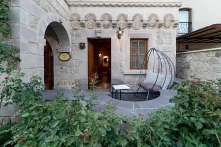 Luxury Cratus Stone Palace - 28