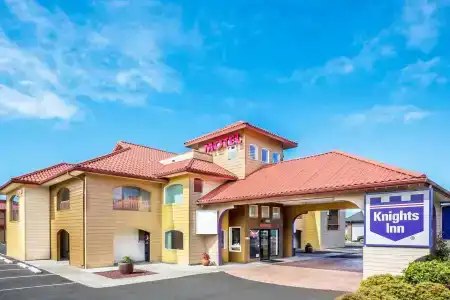 Newport Inn By Oyo - Hwy 101 - 0