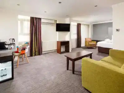 Mercure Abbots Well - 113