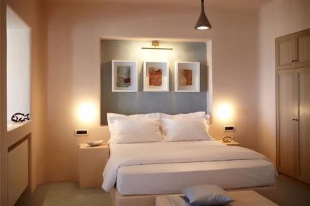Voreina Gallery Suites - 33