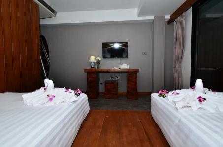 Lap Roi Karon Beachfront by Shanaya - 43