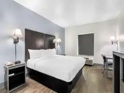 Americas Best Value Inn - - 47