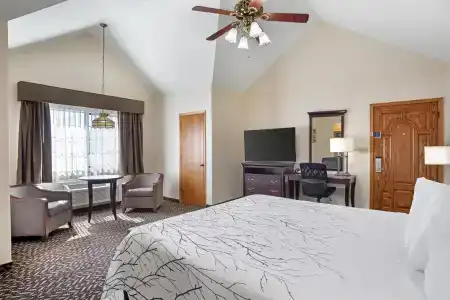 Best Western Plus Yosemite Gateway Inn - 4