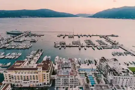 Regent Porto Montenegro - 42