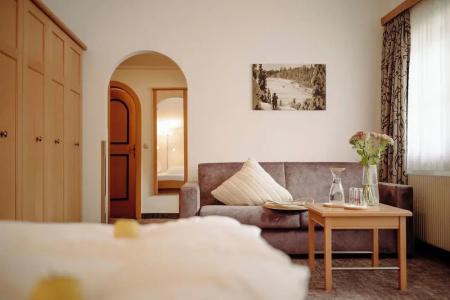 Alte Post - 40
