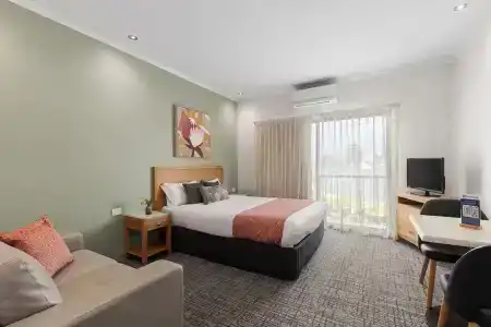 Best Western Motor Inn & Serviced - 72