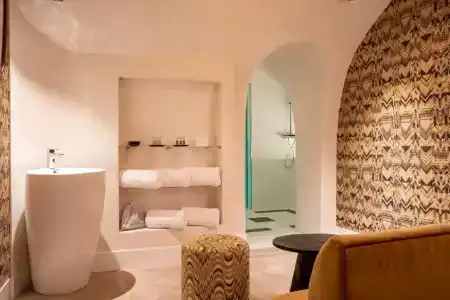 Philéas Lazare & Spa - 46