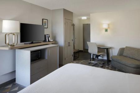 Holiday Inn, An Ihg - 176