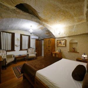 Harman Cave - 49